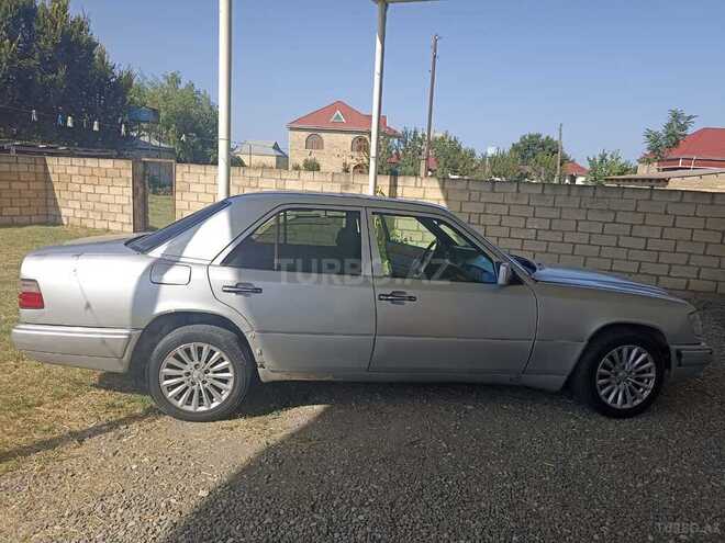 Mercedes E 200 1994, 250,000 km - 2.0 l - Ağcabədi