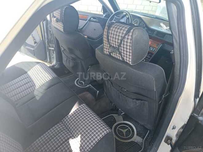 Mercedes E 200 1994, 250,000 km - 2.0 l - Ağcabədi
