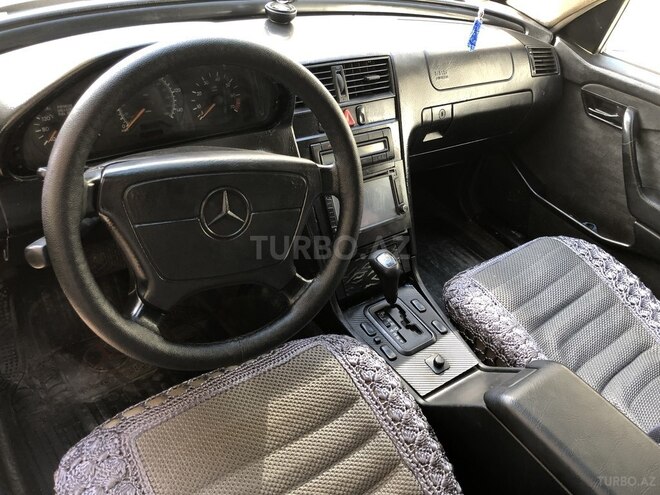 Mercedes C 230 1997, 326,000 km - 2.3 l - Bakı