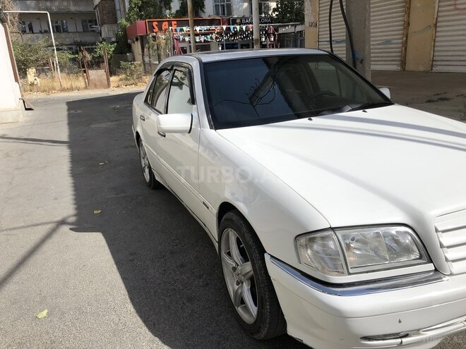 Mercedes C 230 1997, 326,000 km - 2.3 l - Bakı