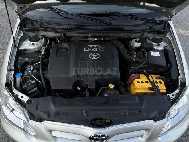 Toyota Corolla 2005, 205,000 km - 1.4 l - Bakı