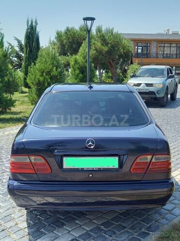 Mercedes E 230 1997, 456,000 km - 2.3 l - Bakı