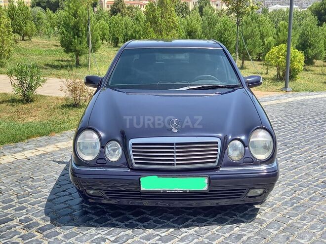 Mercedes E 230 1997, 456,000 km - 2.3 l - Bakı