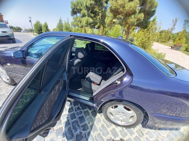 Mercedes E 230 1997, 456,000 km - 2.3 l - Bakı