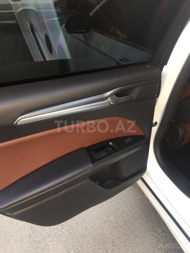 Ford Fusion 2014, 137,000 km - 2.0 л - Bakı