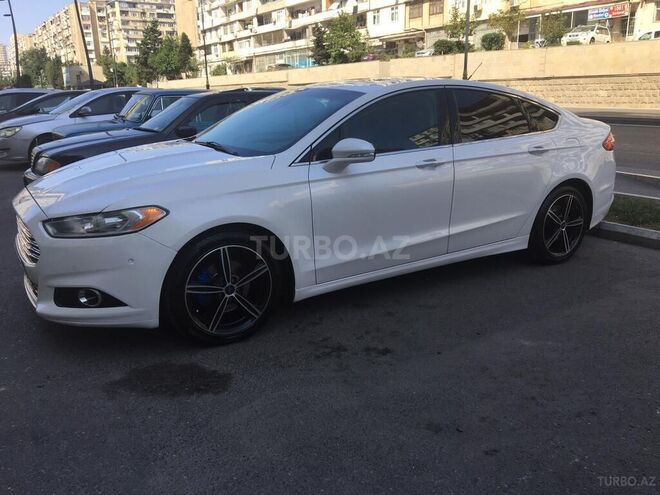 Ford Fusion 2014, 137,000 km - 2.0 л - Bakı