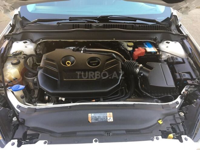 Ford Fusion 2014, 137,000 km - 2.0 л - Bakı