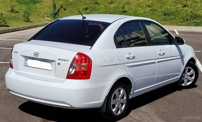 Hyundai Accent 2009, 242,000 km - 1.4 l - Bakı