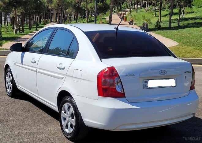 Hyundai Accent 2009, 242,000 km - 1.4 l - Bakı
