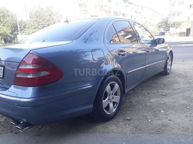 Mercedes E 320 2003, 245,000 km - 3.2 l - Bakı