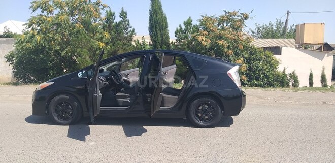 Toyota Prius 2011, 294,767 km - 1.8 l - Gəncə