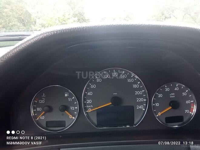 Mercedes E 240 2000, 282,057 km - 2.4 л - Zaqatala