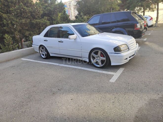 Mercedes C 230 2000, 306,000 km - 2.3 л - Bakı