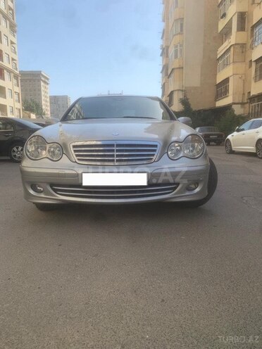Mercedes C 220 2005, 412,800 km - 2.2 l - Bakı