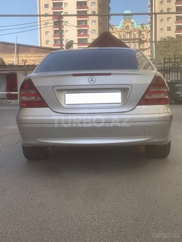 Mercedes C 220 2005, 412,800 km - 2.2 l - Bakı