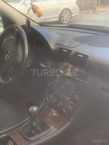 Mercedes C 220 2005, 412,800 km - 2.2 l - Bakı