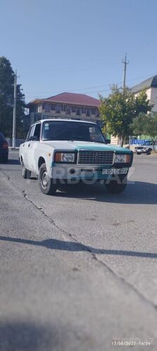 LADA (VAZ) 2107 2003, 22,000 km - 1.6 л - İsmayıllı