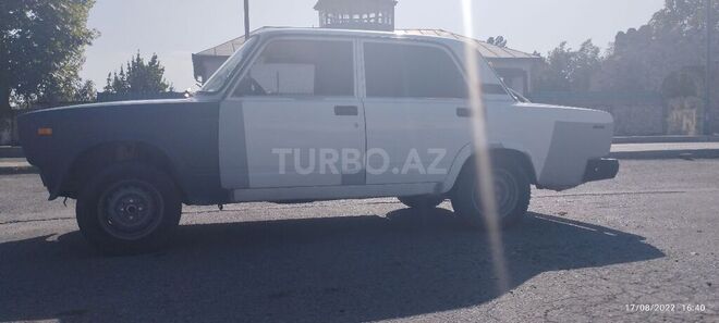 LADA (VAZ) 2107 2003, 22,000 km - 1.6 л - İsmayıllı