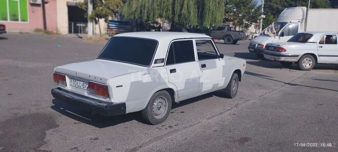 LADA (VAZ) 2107 2003, 22,000 km - 1.6 л - İsmayıllı