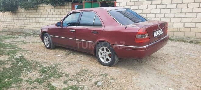 Mercedes C 200 1995, 555,555 km - 2.0 л - Qusar
