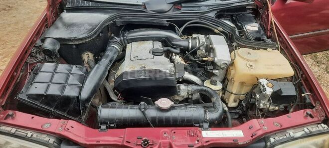 Mercedes C 200 1995, 555,555 km - 2.0 л - Qusar