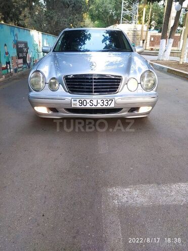 Mercedes E 240 1999, 234,000 km - 2.4 l - Bakı