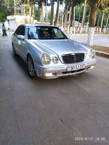 Mercedes E 240 1999, 234,000 km - 2.4 l - Bakı
