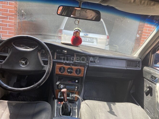 Mercedes 190 1991, 588,566 km - 2.0 л - Bakı