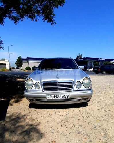 Mercedes E 220 1998, 408,500 km - 2.2 l - Bakı