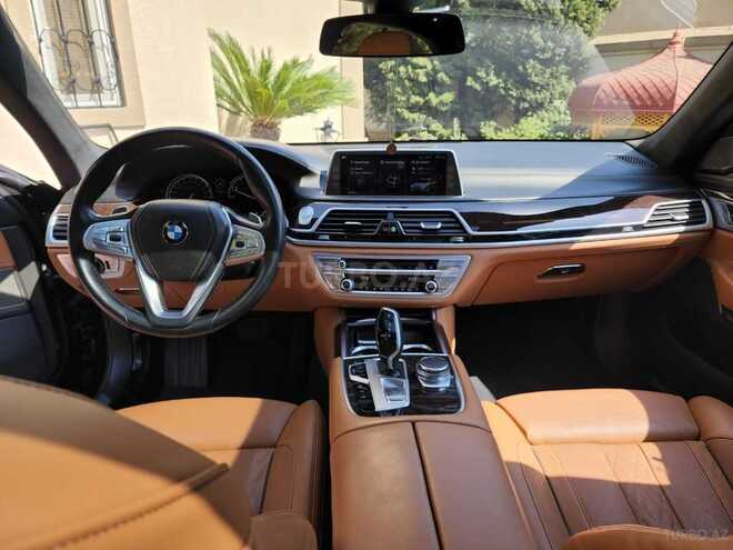 BMW 740 2017, 68,000 km - 3.0 л - Bakı