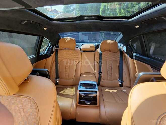 BMW 740 2017, 68,000 km - 3.0 л - Bakı