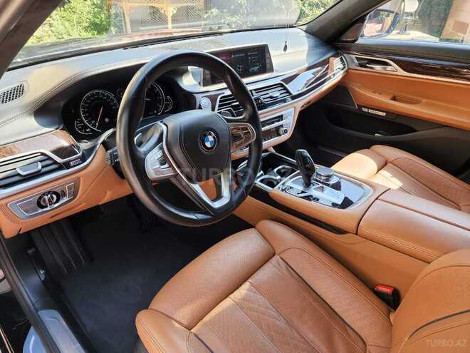 BMW 740 2017, 68,000 km - 3.0 л - Bakı