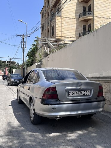 Opel Vectra 1998, 369,500 km - 2.0 l - Bakı