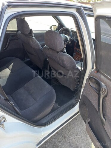 Opel Vectra 1996, 300,000 km - 2.0 l - Bakı