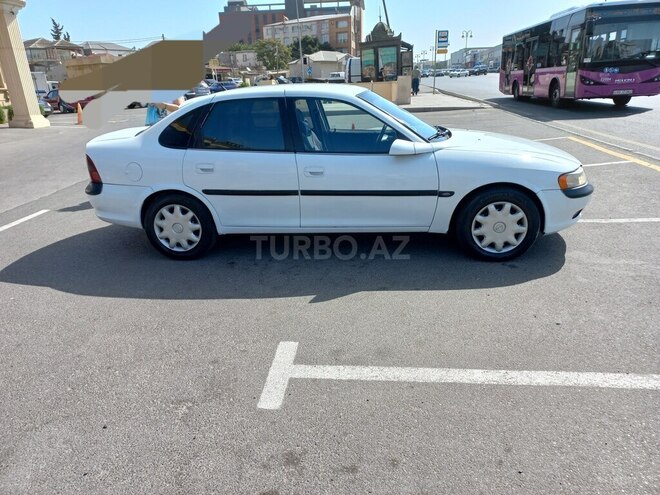Opel Vectra 1996, 300,000 km - 2.0 l - Bakı