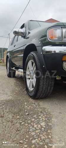 Nissan Pathfinder 1998, 304,000 km - 3.3 l - Qusar