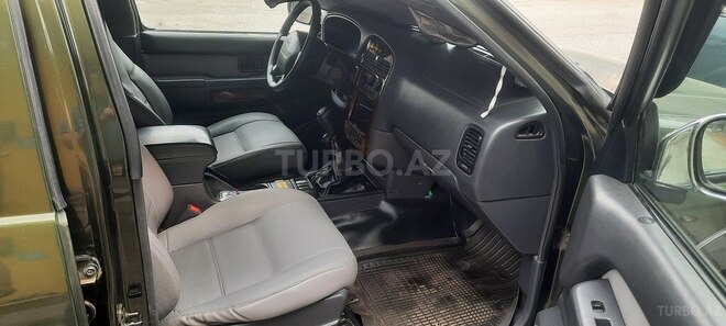 Nissan Pathfinder 1998, 304,000 km - 3.3 l - Qusar