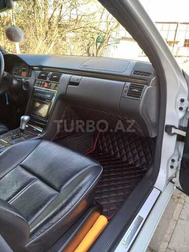 Mercedes E 320 2000, 178,000 km - 3.2 l - Xırdalan