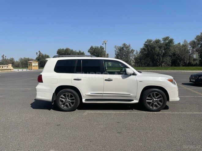 Lexus LX 570 2010, 176,000 km - 5.7 л - Bakı