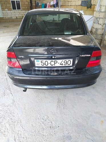 Opel Vectra 1996, 270,000 km - 2.0 л - Hacıqabul