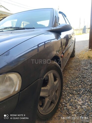 Opel Vectra 1996, 270,000 km - 2.0 л - Hacıqabul