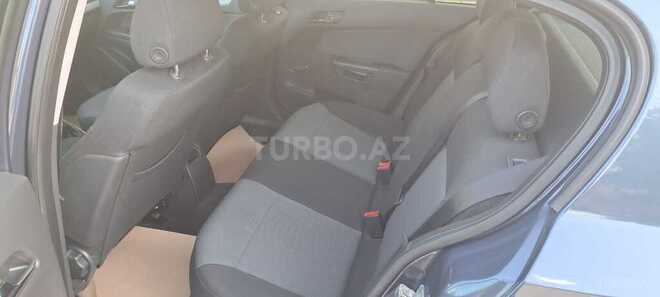 Opel Astra 2006, 132,000 km - 1.3 л - Gəncə