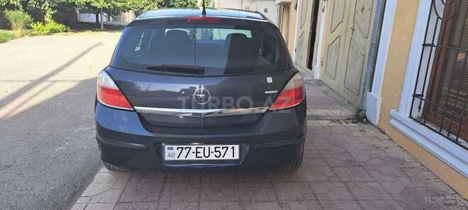 Opel Astra 2006, 132,000 km - 1.3 л - Gəncə