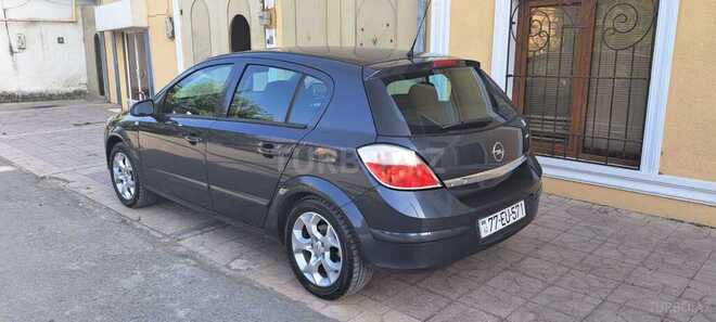 Opel Astra 2006, 132,000 km - 1.3 л - Gəncə