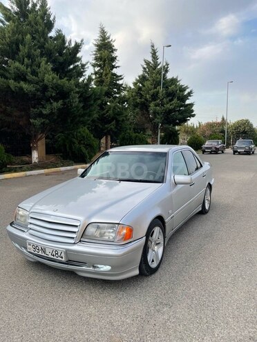 Mercedes C 250 1995, 300,000 km - 2.5 l - Bakı