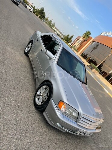 Mercedes C 250 1995, 300,000 km - 2.5 l - Bakı