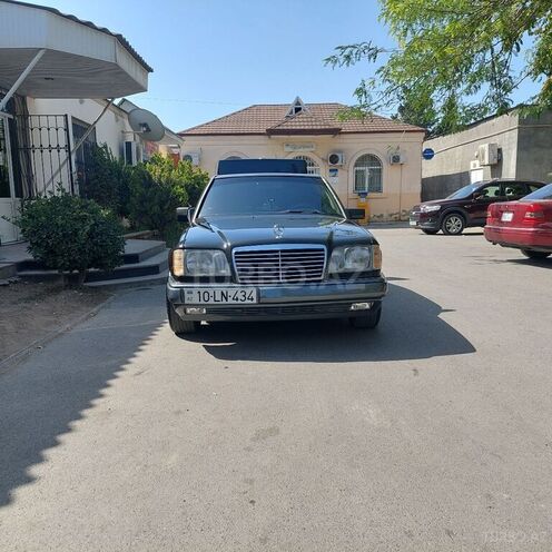 Mercedes E 220 1994, 658,000 km - 2.2 l - Bakı