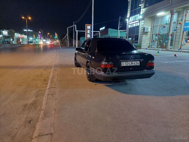 Mercedes E 220 1994, 658,000 km - 2.2 l - Bakı