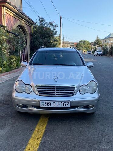Mercedes C 220 2001, 495,000 km - 2.2 l - Bakı