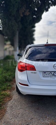 Opel Astra 2011, 187,141 km - 1.4 l - Şəmkir